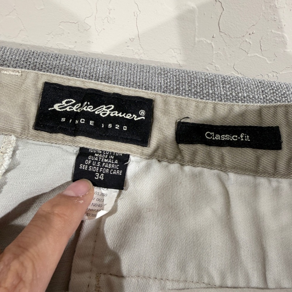 Eddie Bauer Chinos Mens 34‎ Beige Good Classic Fit Straight Leg Cotton Pants - Picture 4 of 8